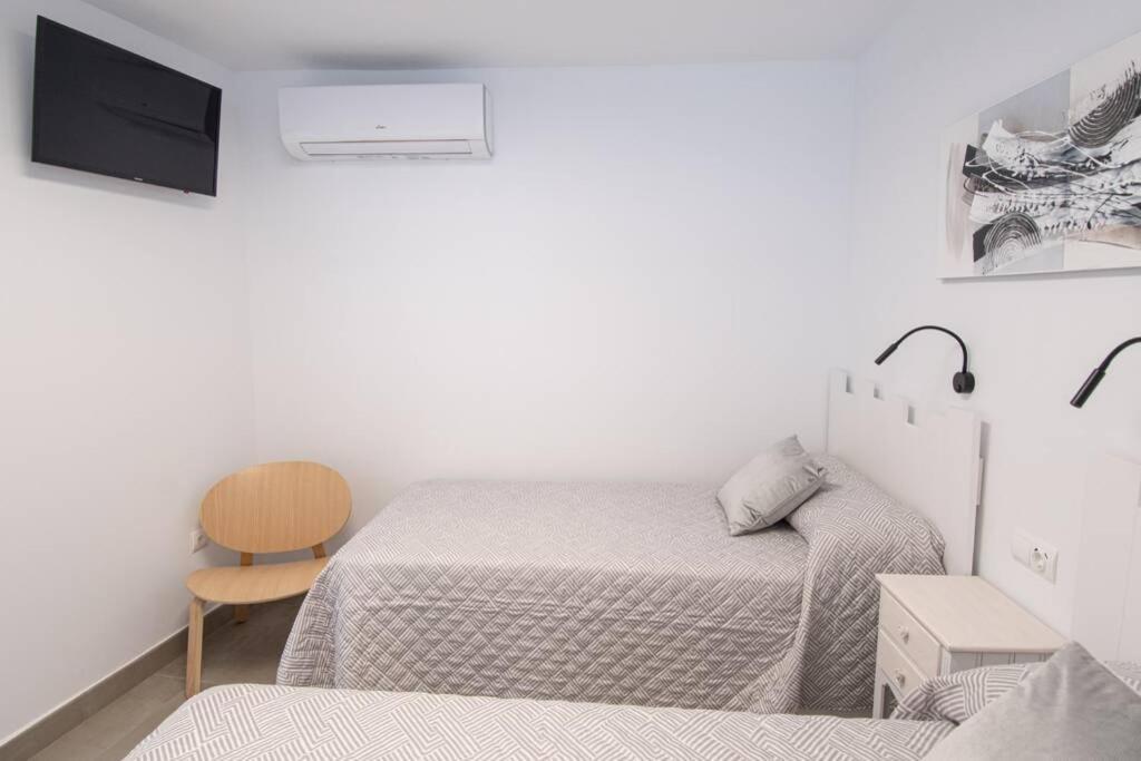 Apartamento Entero A 1 Minuto De La Playa Benidorm Esterno foto